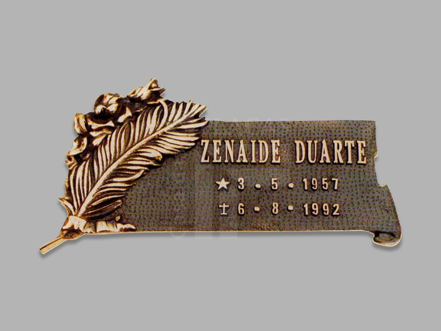 Placa Póstuma em Bronze 1957