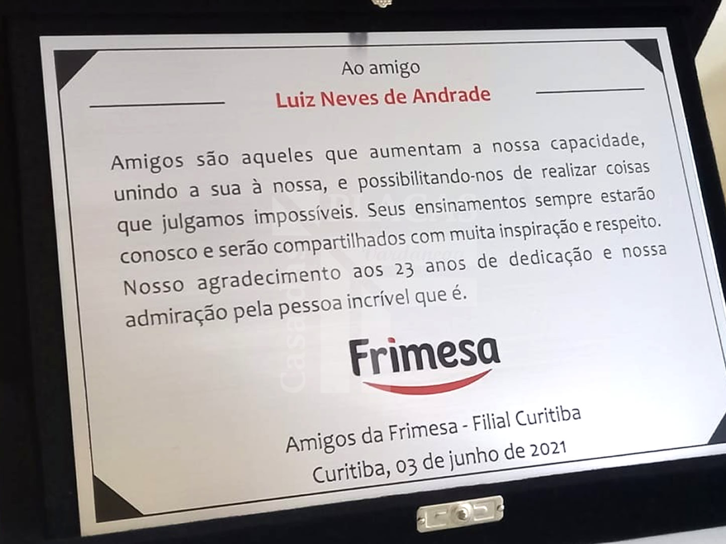 Placa comemorativas em Aço com Estojo