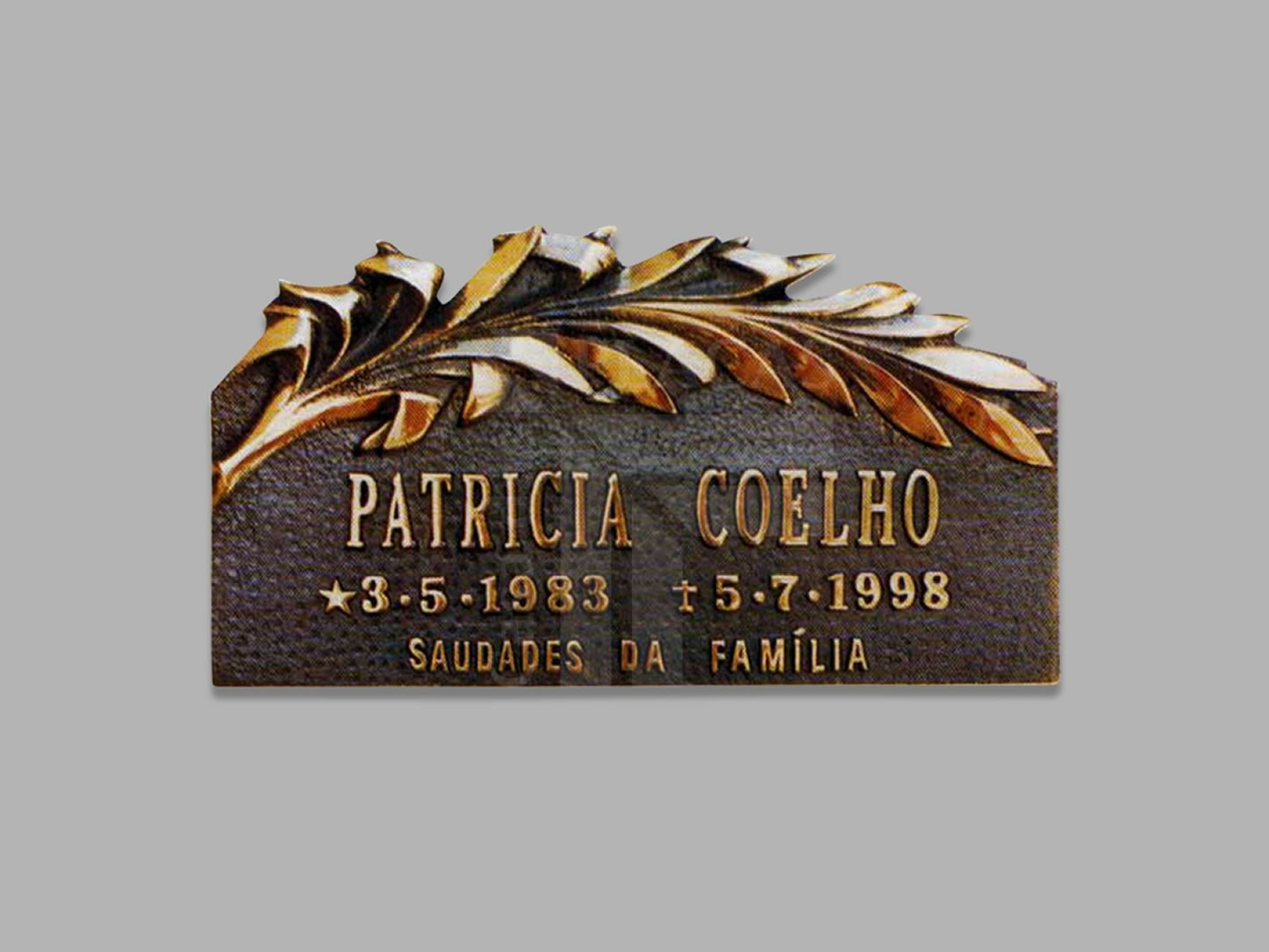 Placa Póstuma em Bronze 1983