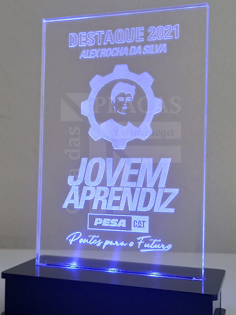 Troféu em  Acrílico  com led